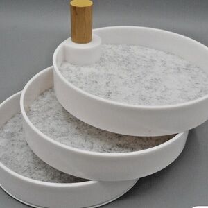 The 2 Bandits new in box 📦 Tiered catchall tray- moveable tray with felt lining